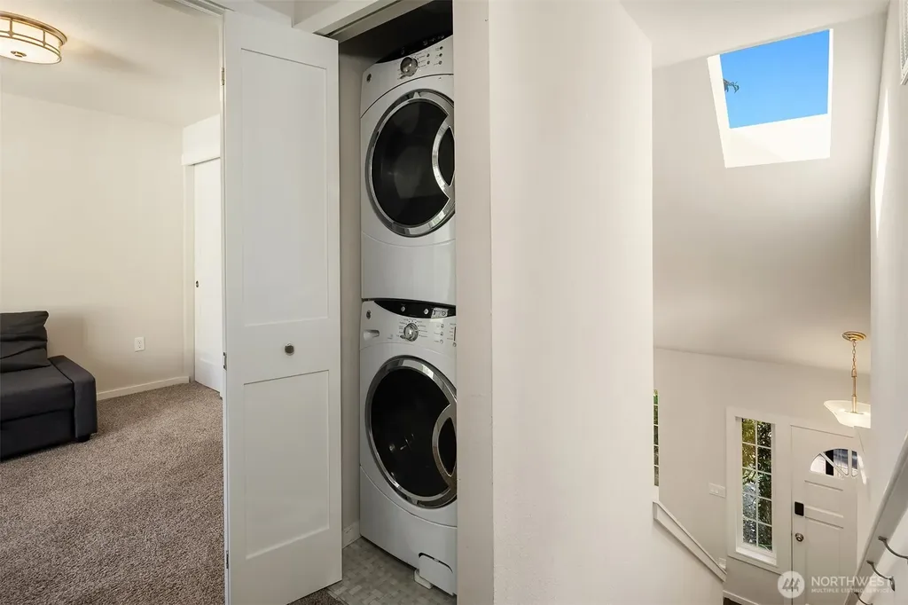10262 NE 129th Lane Kirkland WA 98034