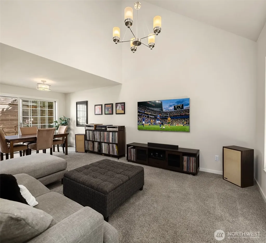 10262 NE 129th Lane Kirkland WA 98034