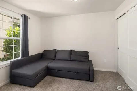 10262 NE 129th Lane Kirkland WA 98034