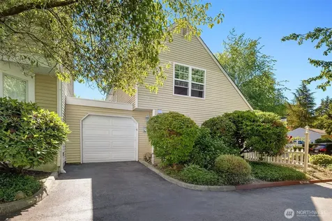 10262 NE 129th Lane Kirkland WA 98034