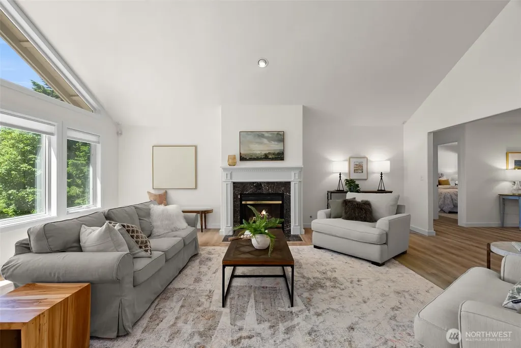 27581 Heavenly Place NE Kingston WA 98346