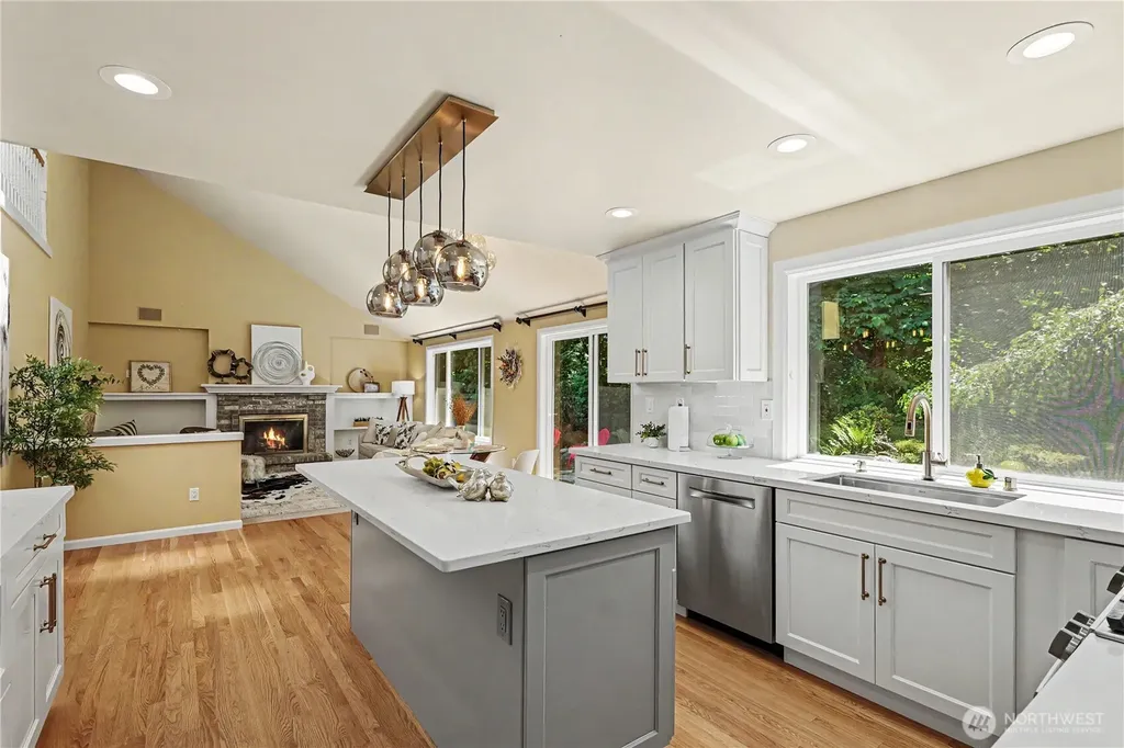 18055 NW Varese Court Issaquah WA 98027
