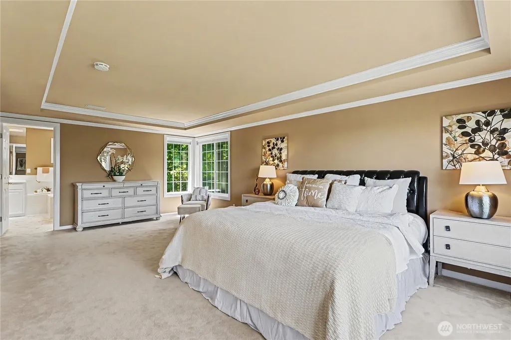 18055 NW Varese Court Issaquah WA 98027