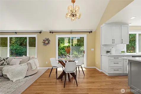 18055 NW Varese Court Issaquah WA 98027