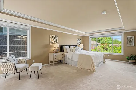 18055 NW Varese Court Issaquah WA 98027