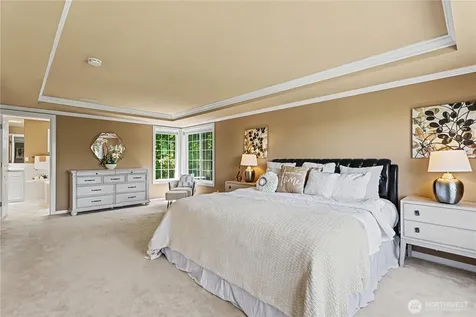 18055 NW Varese Court Issaquah WA 98027