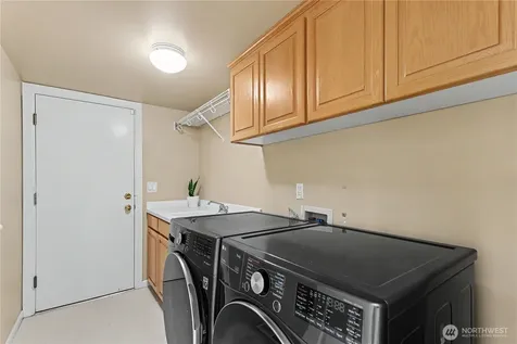 18055 NW Varese Court Issaquah WA 98027