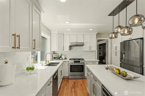 18055 NW Varese Court Issaquah WA 98027