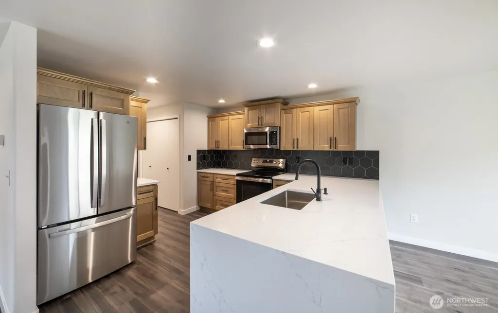 520 N Laventure Road Mount Vernon WA 98273