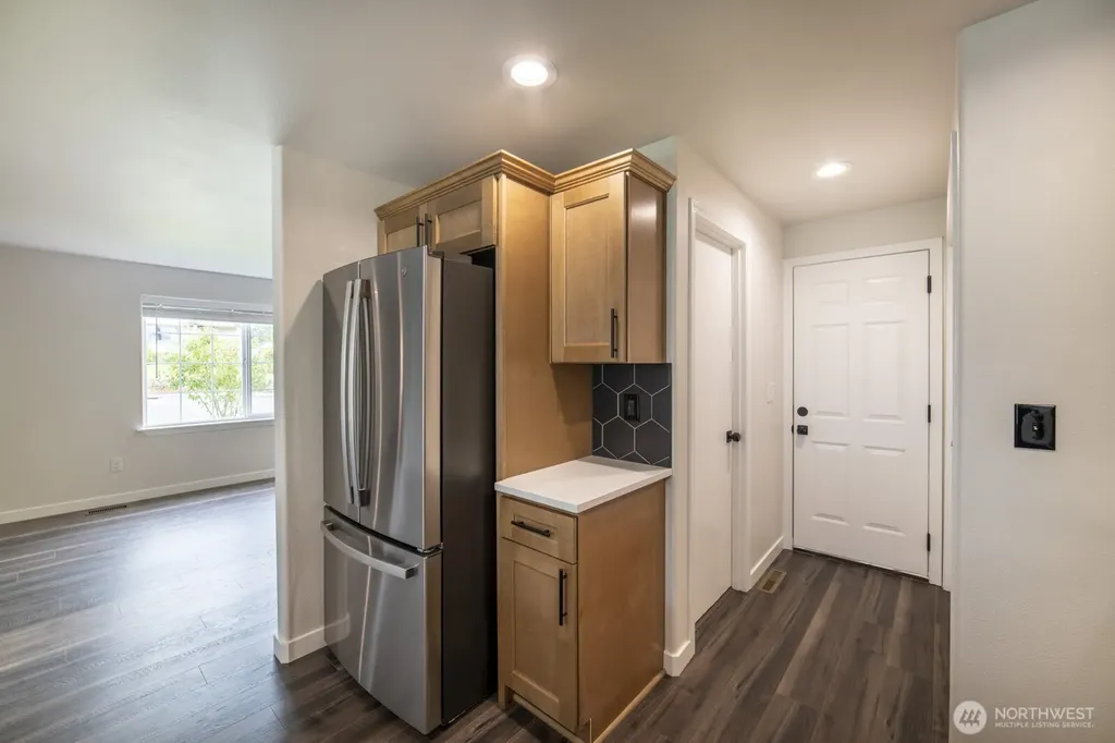 520 N Laventure Road Mount Vernon WA 98273