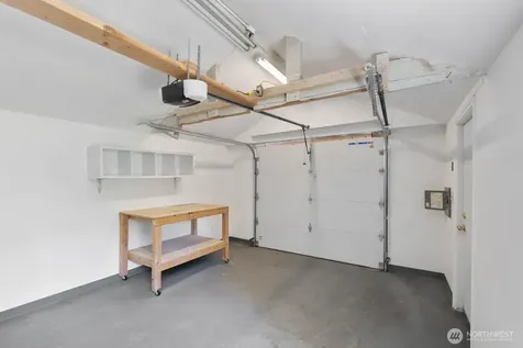 11205 Phinney Avenue N Seattle WA 98133
