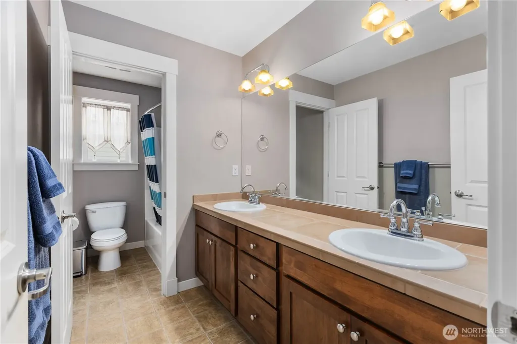 35918 SE Kendall Peak Street Snoqualmie WA 98065
