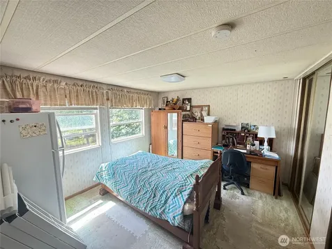 24 Hubbert Road Omak WA 98841