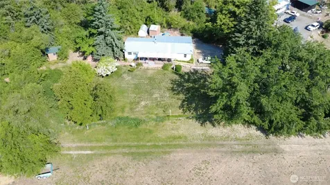 24 Hubbert Road Omak WA 98841