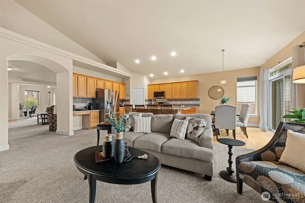 9304 229th Avenue E Buckley WA 98321