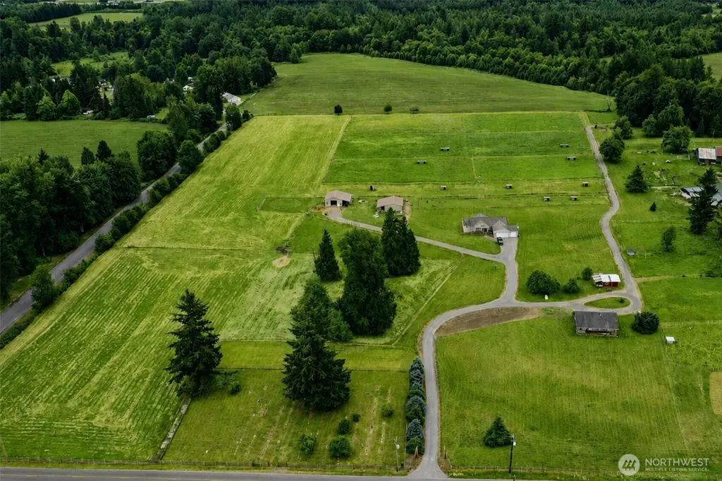 5049 Potter Road Deming WA 98244
