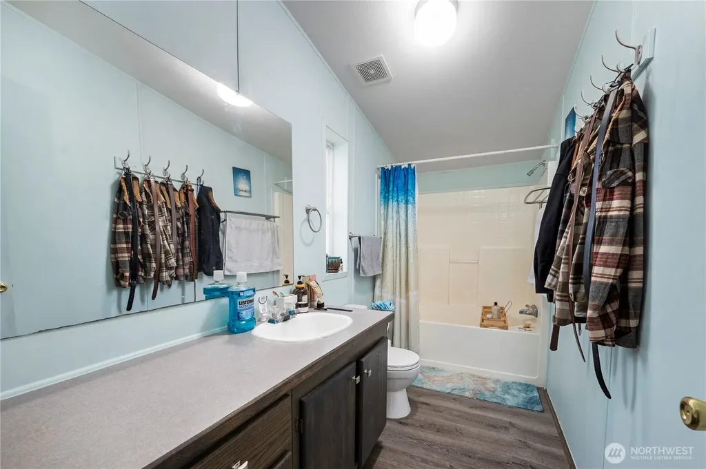 5049 Potter Road Deming WA 98244