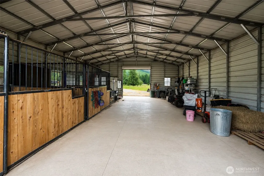 5049 Potter Road Deming WA 98244