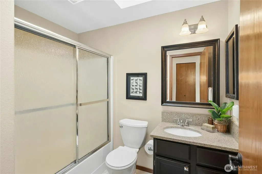 5507 James Avenue SE Auburn WA 98092