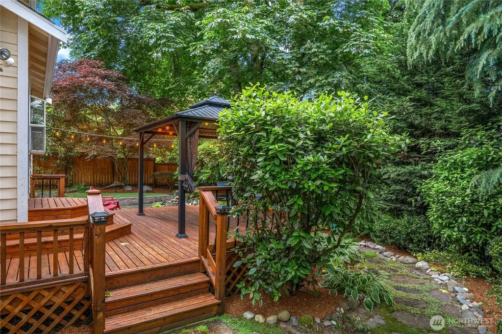5507 James Avenue SE Auburn WA 98092