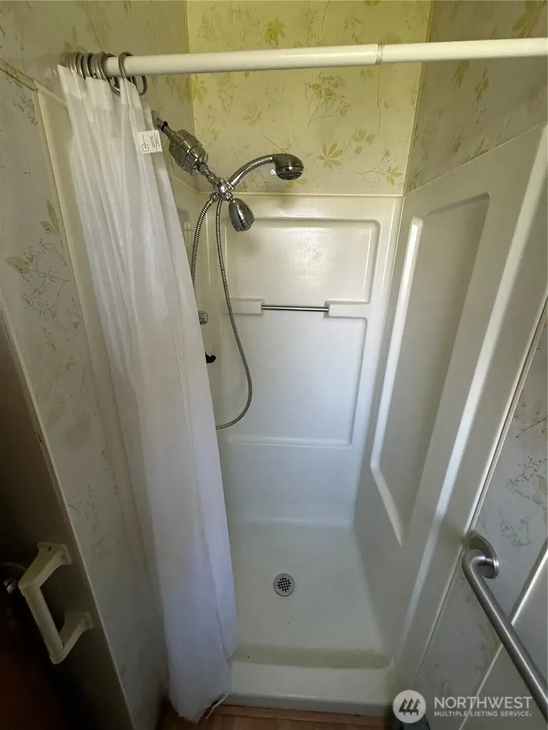 402 W Maple Sequim WA 98382