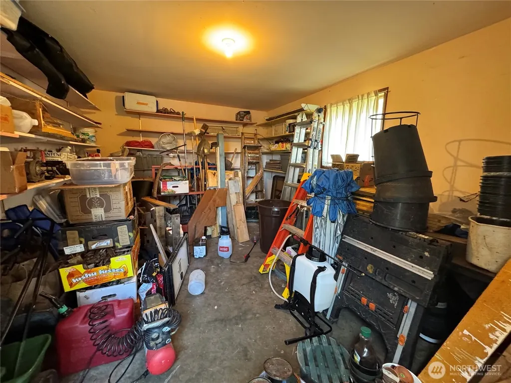 402 W Maple Sequim WA 98382