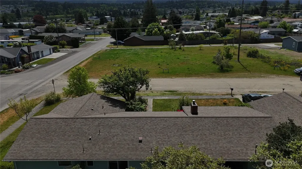 402 W Maple Sequim WA 98382