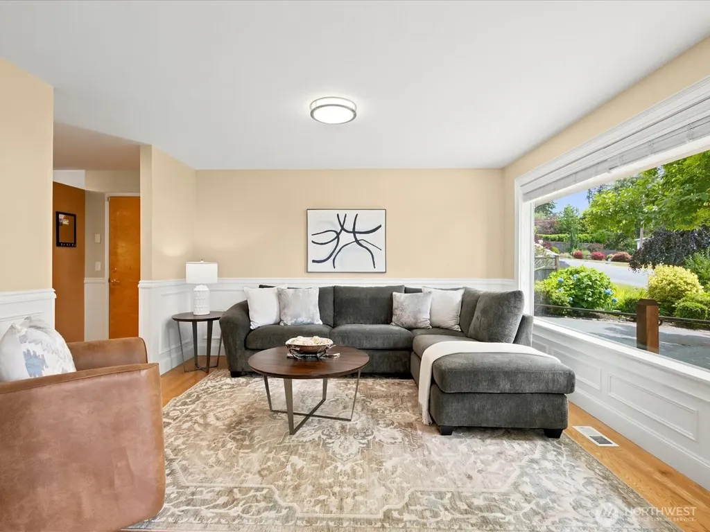10222 NE 198th Street Bothell WA 98011