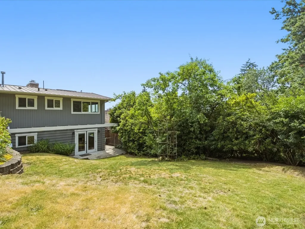 10222 NE 198th Street Bothell WA 98011