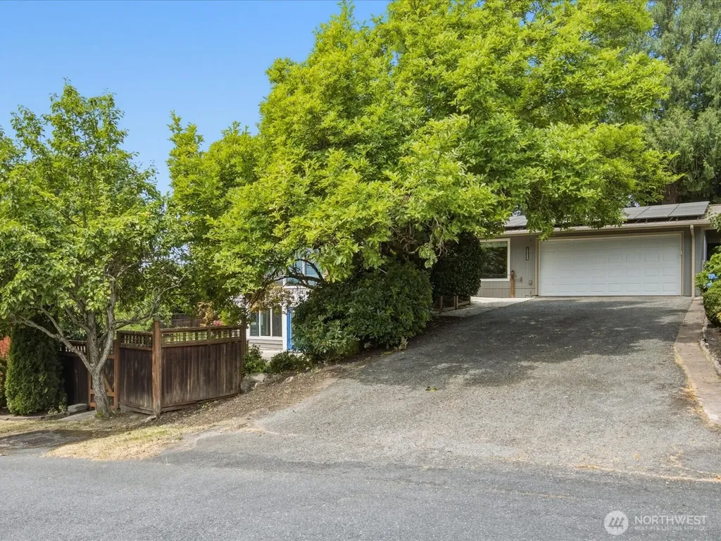 10222 NE 198th Street Bothell WA 98011