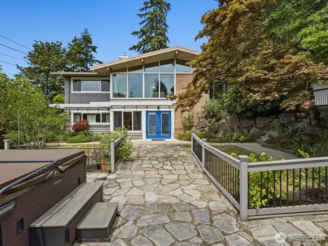 10222 NE 198th Street Bothell WA 98011