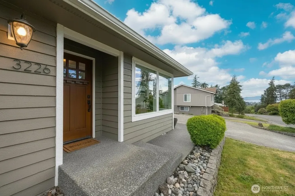 3226 Heights Drive Bellingham WA 98226