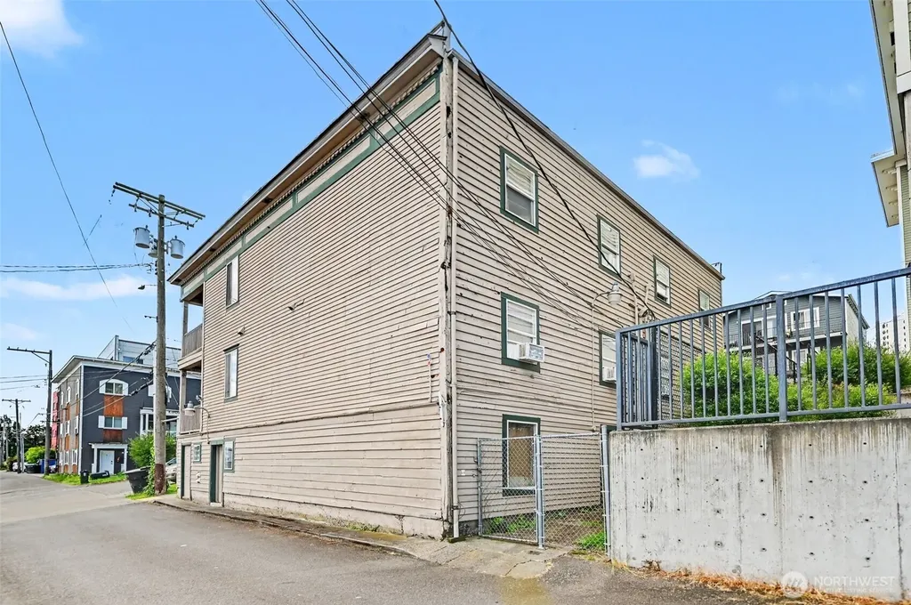 611 S 18th Street Tacoma WA 98405