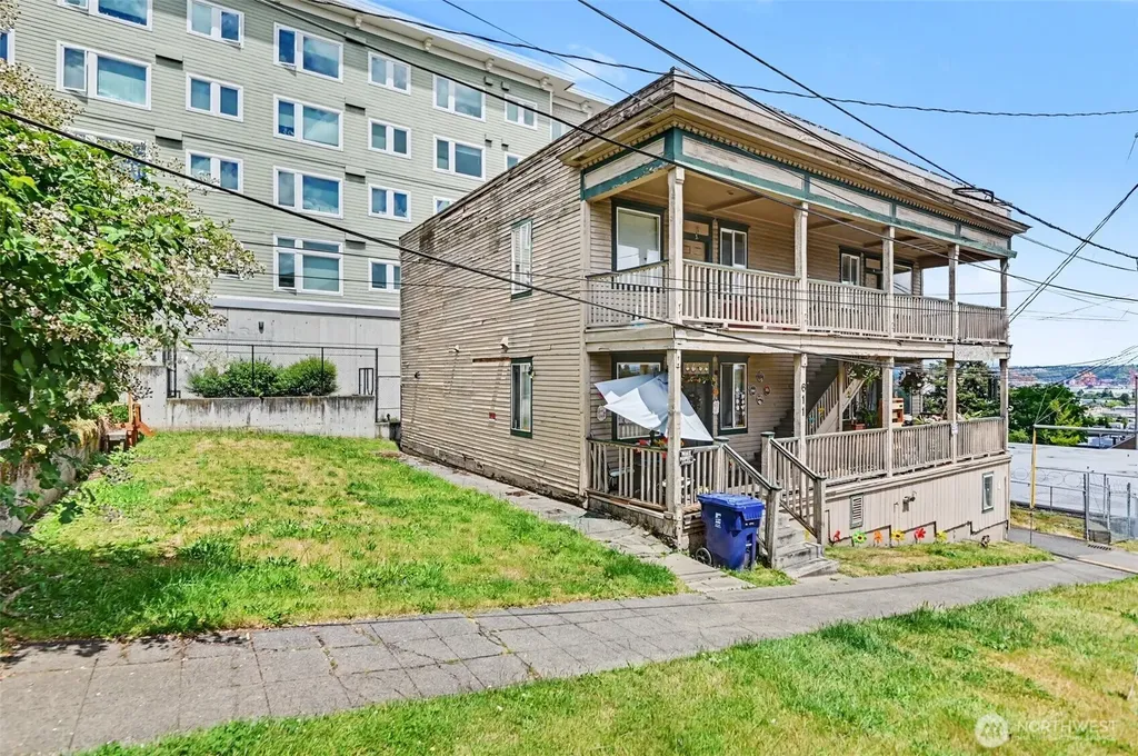 611 S 18th Street Tacoma WA 98405