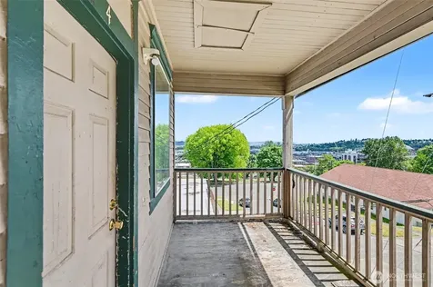 611 S 18th Street Tacoma WA 98405
