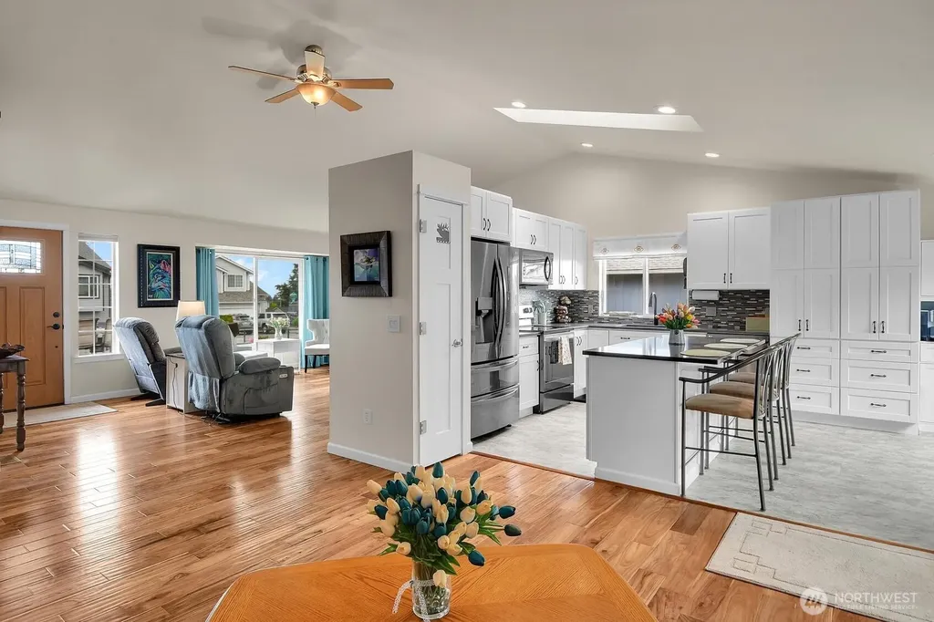 7425 3rd Drive W Everett WA 98203