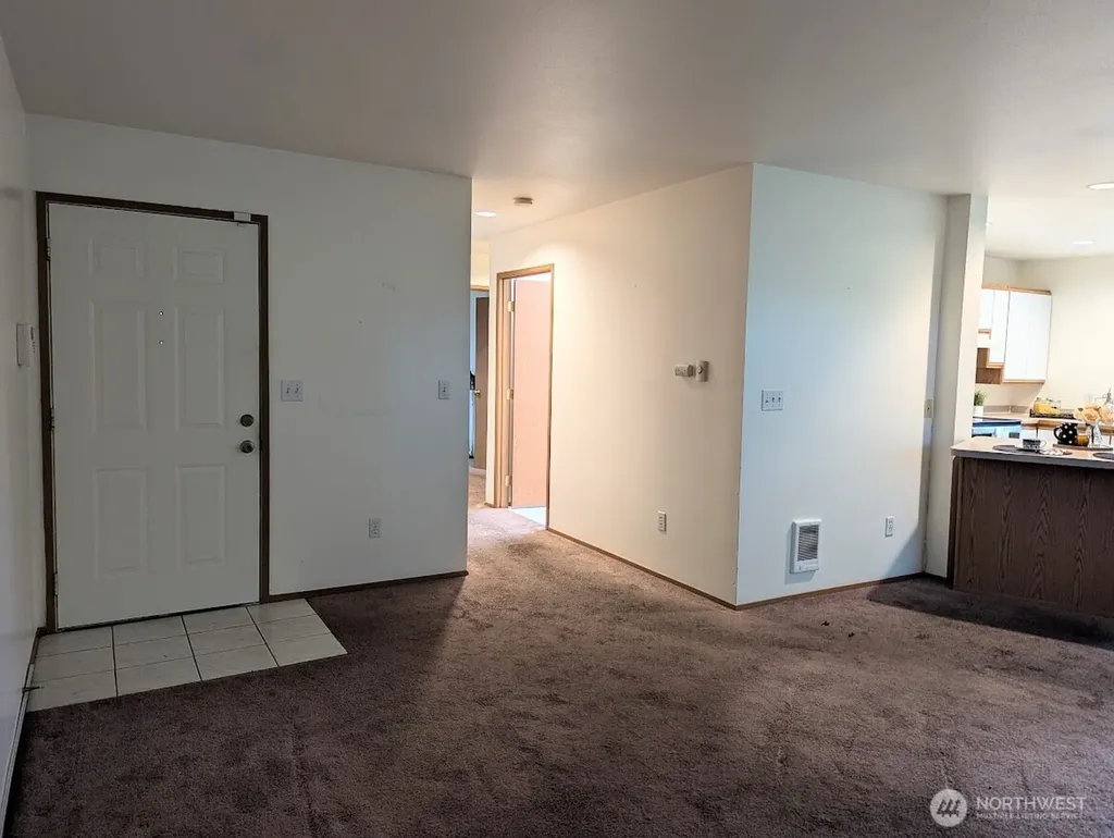 2007 99th Street E Tacoma WA 98445