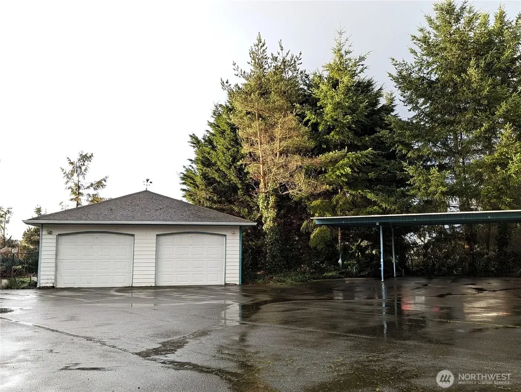 2007 99th Street E Tacoma WA 98445