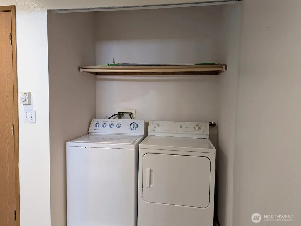 2007 99th Street E Tacoma WA 98445