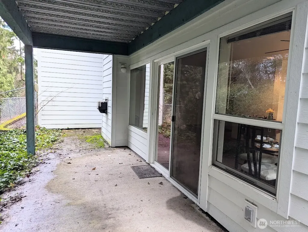 2007 99th Street E Tacoma WA 98445