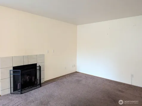 2007 99th Street E Tacoma WA 98445