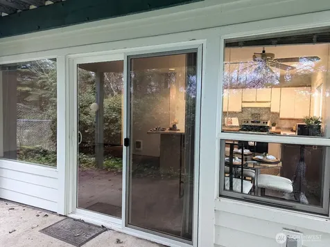 2007 99th Street E Tacoma WA 98445