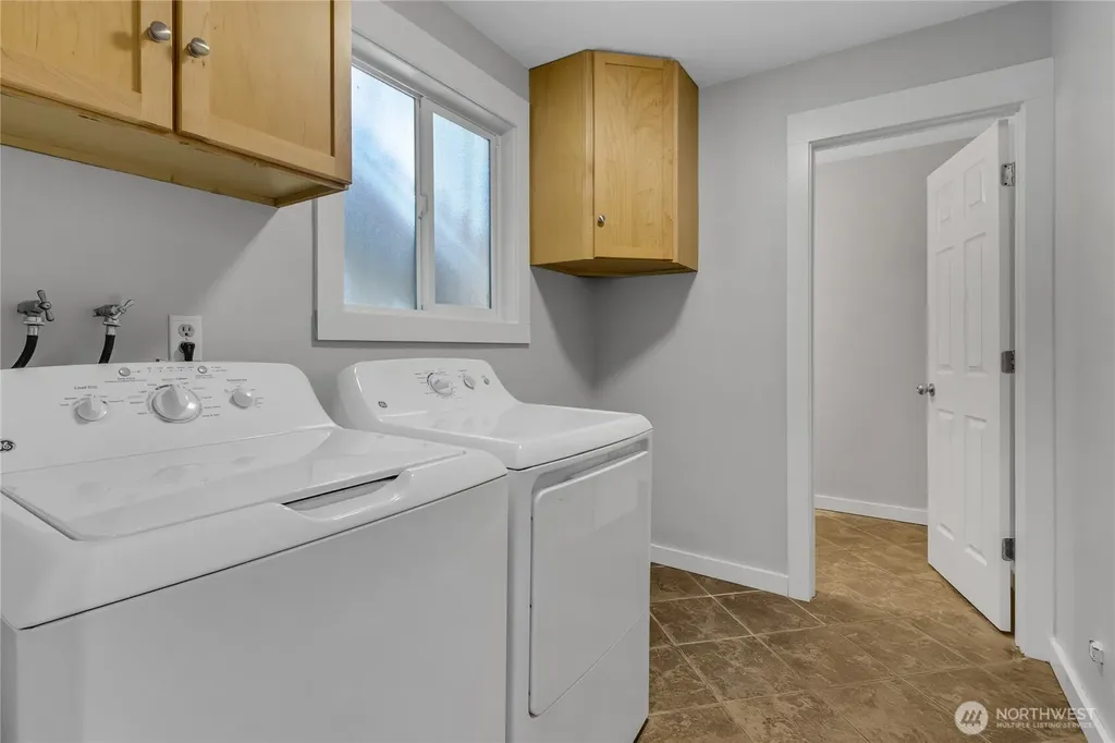 2613 SW 340th Place Federal Way WA 98023