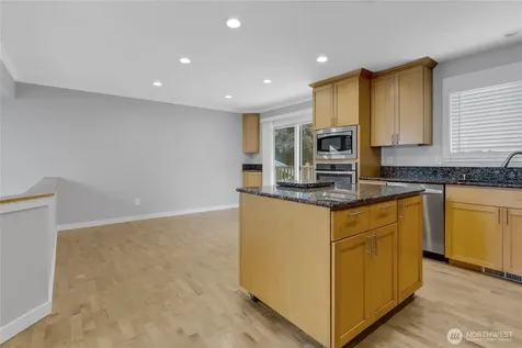 2613 SW 340th Place Federal Way WA 98023