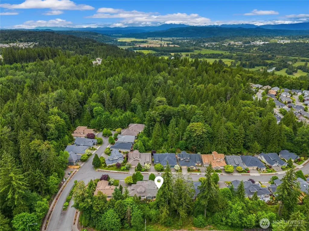 24253 NE Vine Maple Way Redmond WA 98053