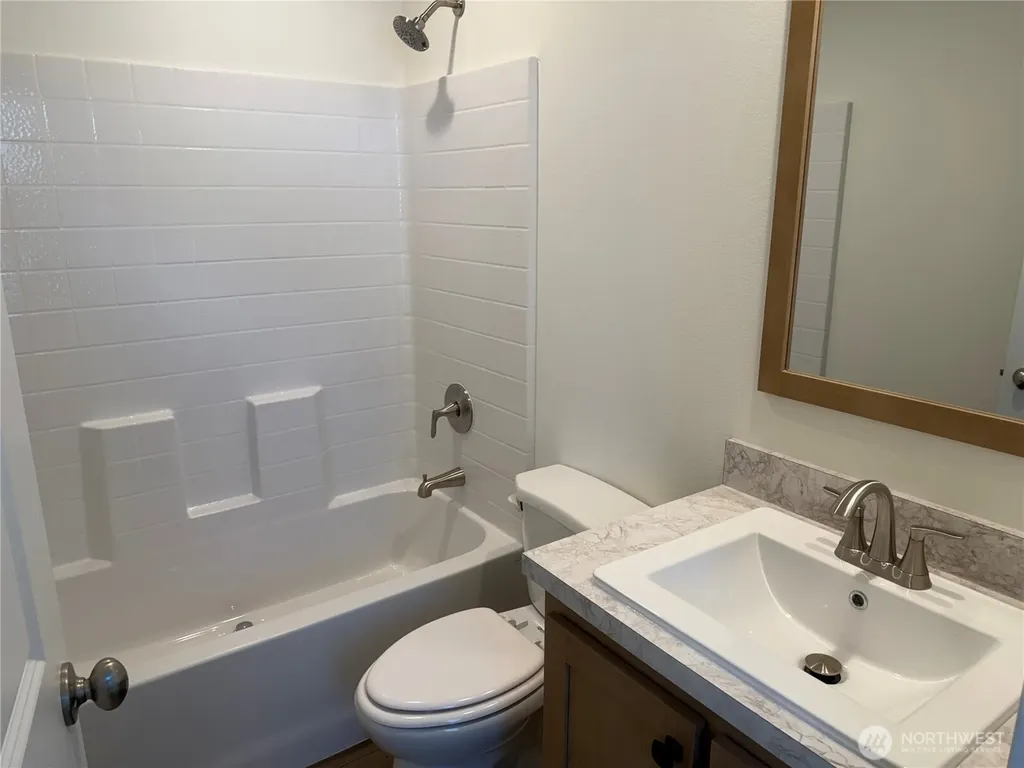 8507 143rd Avenue Ct E Puyallup WA 98372