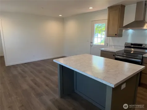 8507 143rd Avenue Ct E Puyallup WA 98372