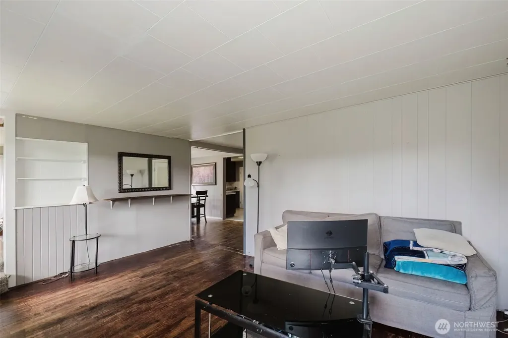 3190 Bartolatz Road W Bremerton WA 98312
