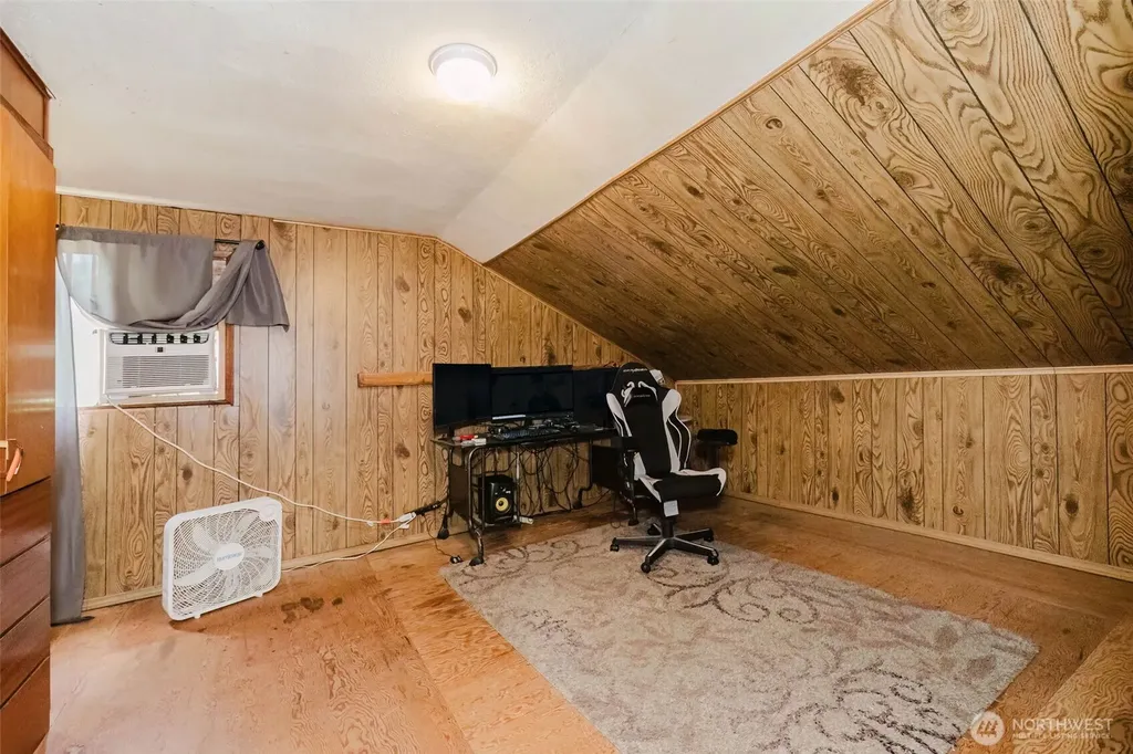 3190 Bartolatz Road W Bremerton WA 98312