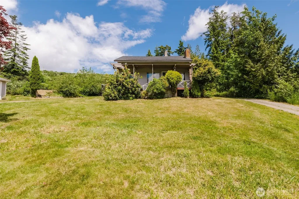 3190 Bartolatz Road W Bremerton WA 98312